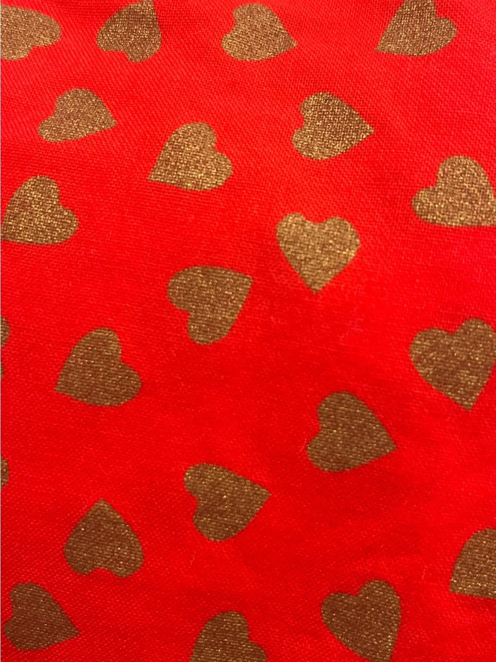 Unbranded red gold